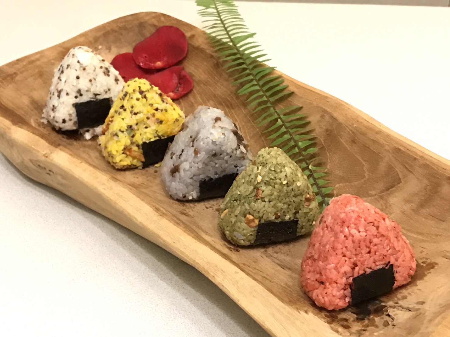 溫養五色藜麥鮮沙拉